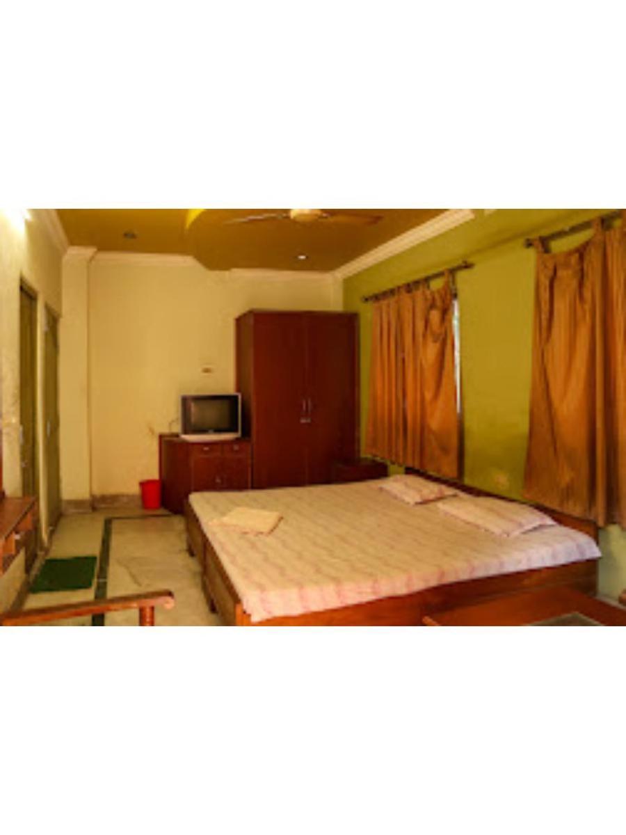 Roxy Inn,Cuttack Exterior foto